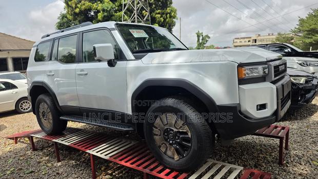 New Toyota Land Cruiser Prado 2.8 2025 White