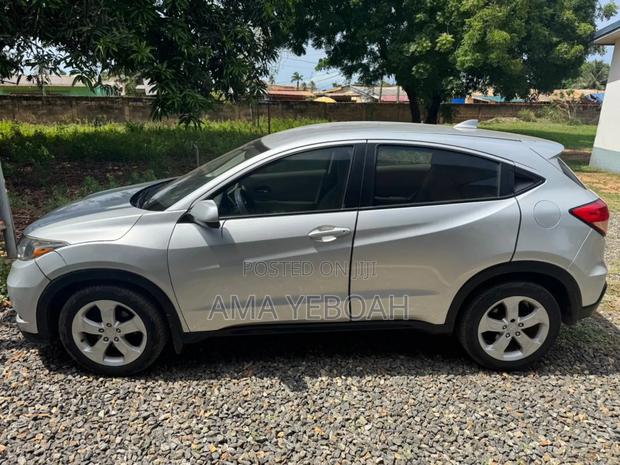 Honda HR-V 4dr SUV (1.5L 4cyl CVT) 2016 Silver