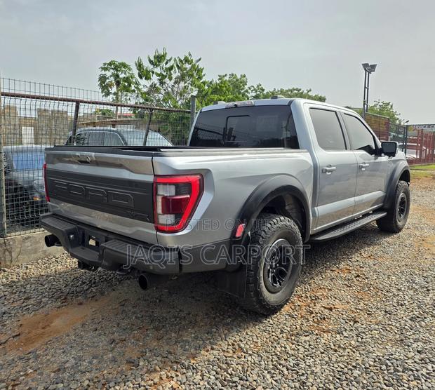 Ford F-150 Raptor 2023 Silver