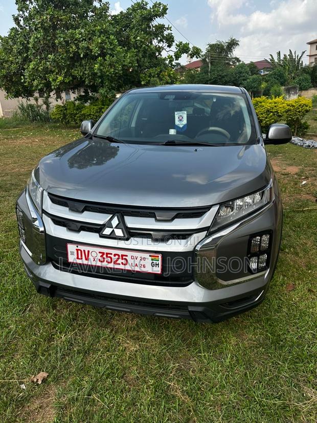 Mitsubishi Outlander 2.0 PHEV AWD 2021 Gray
