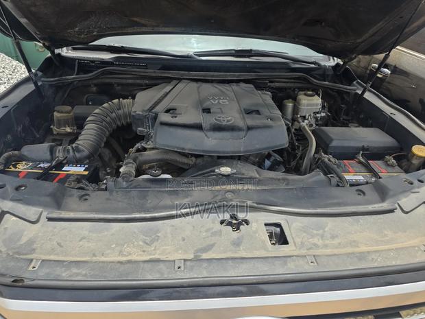 Toyota Land Cruiser 2009 Black