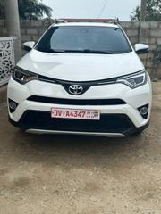 Toyota RAV4 SE AWD (2.5L 4cyl 6A) 2017 White for sale