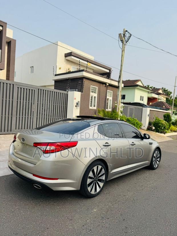 Kia K5 2.0 MPI 2015 Gray