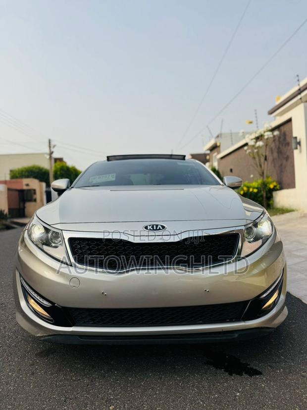 Kia K5 2.0 MPI 2015 Gray