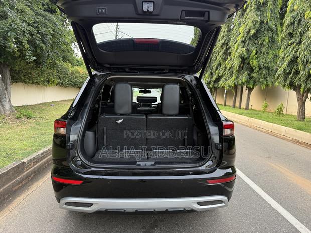 Mitsubishi Outlander SE 2022 Black