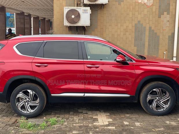 Hyundai Santa Fe 2023 Red