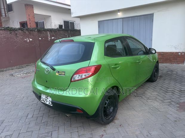 Mazda 2 1.5 Sport 2012 Green