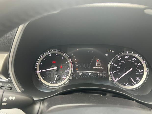 Toyota Highlander Limited 2022 Gray