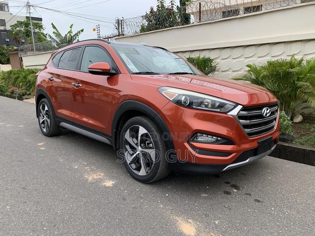 Hyundai Tucson 2017 Orange