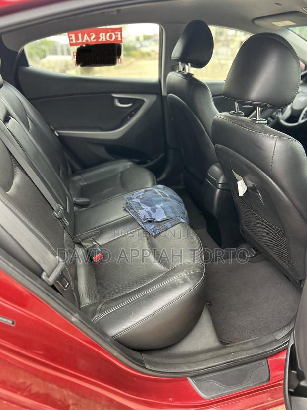 Hyundai Elantra Limited 4dr Sedan (1.8L 4cyl 6A) 2015 Red