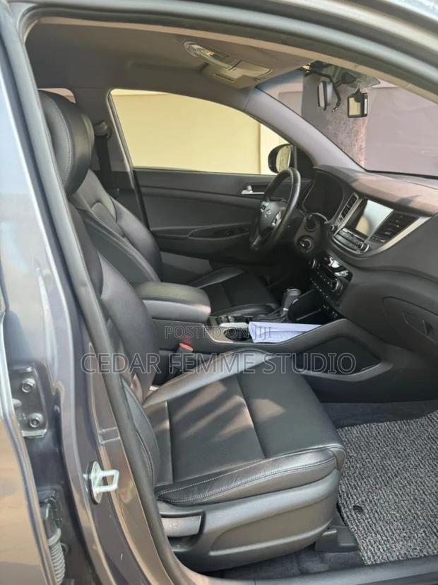 Hyundai Tucson 2017 Gray