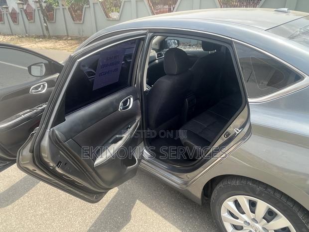 Nissan Sentra SV 2017 Gray