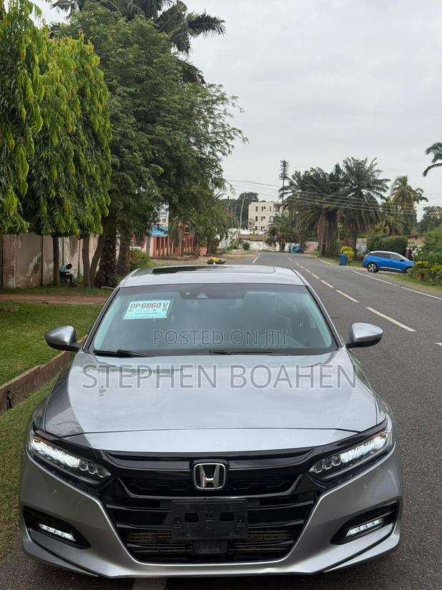 Honda Accord Touring 2.0T 2020 Silver