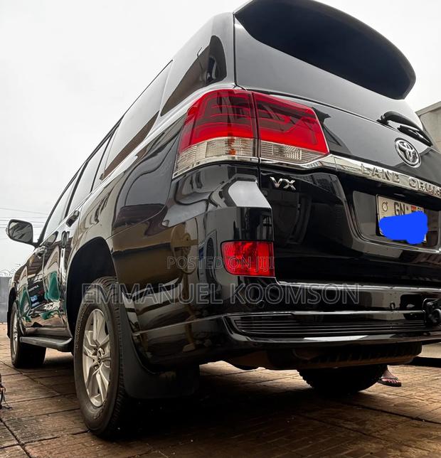 Toyota Land Cruiser 4.5 V8 TD 2019 Black