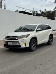 Toyota Highlander LE 4x2 (2.7L 4cyl 6A) 2018 White for sale