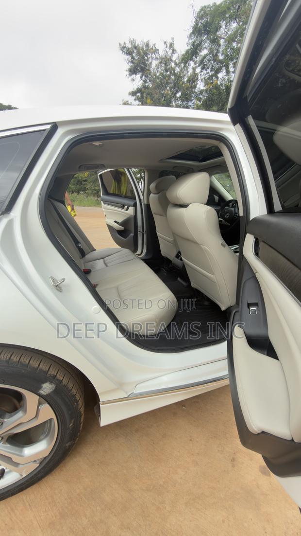Honda Accord EX-L (1.5L 4cyl Turbo CVT) 2019 White