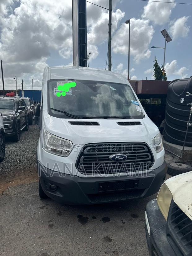 Ford Transit-350 2017 White