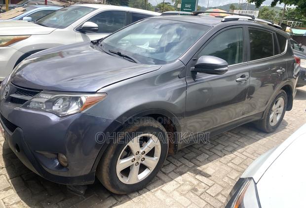 Toyota RAV4 2015 Gray