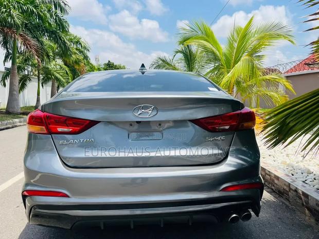 Hyundai Elantra Sport 2018 Gray