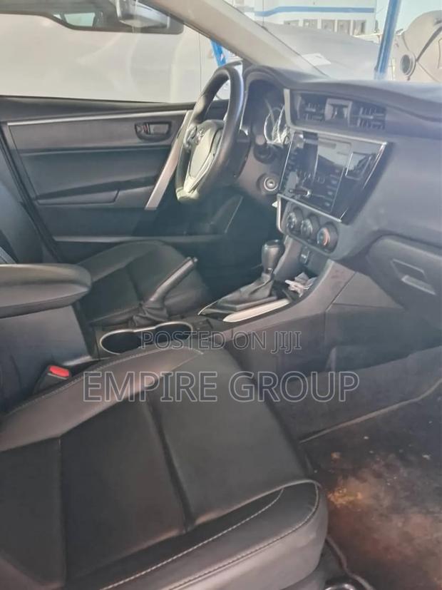 Toyota Corolla 2017 Black