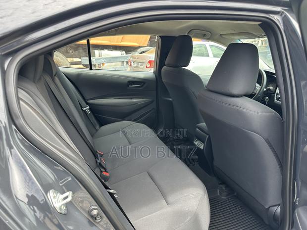 Toyota Corolla 2024 Gray