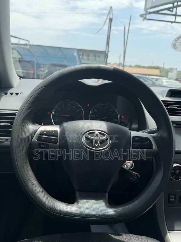 Toyota Corolla S 5-Speed 2013 Red
