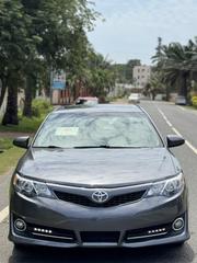 Toyota Camry SE 4dr Sedan (2.5L 4cyl 6A) 2014 Gray for sale