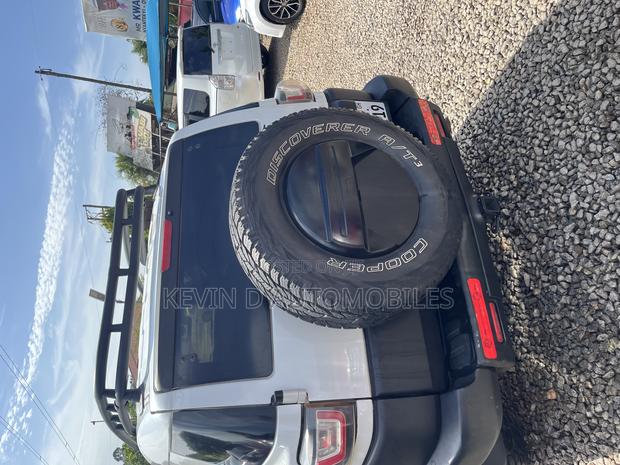 Toyota FJ Cruiser Base 4x4 2008 White