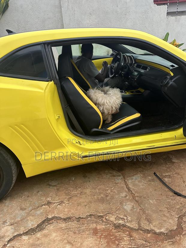 Chevrolet Camaro 1LT 2011 Yellow