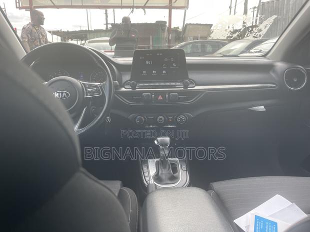 Kia Forte EX 2021 White