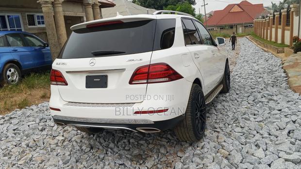 Mercedes-Benz GLE-Class 2017 White