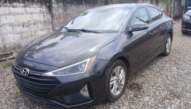 Hyundai Elantra SE 2020 Gray
