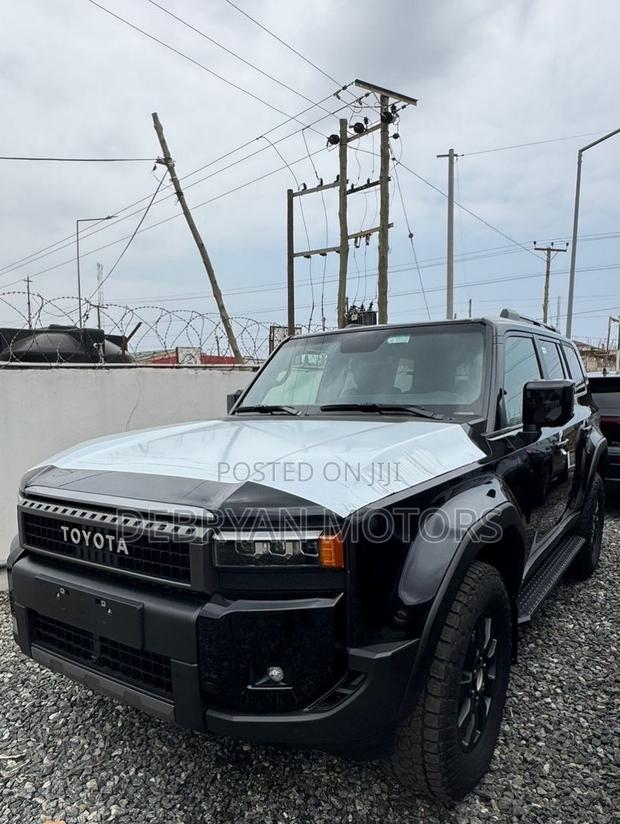 New Toyota Land Cruiser Prado 2.4 Petrol 2025 Black