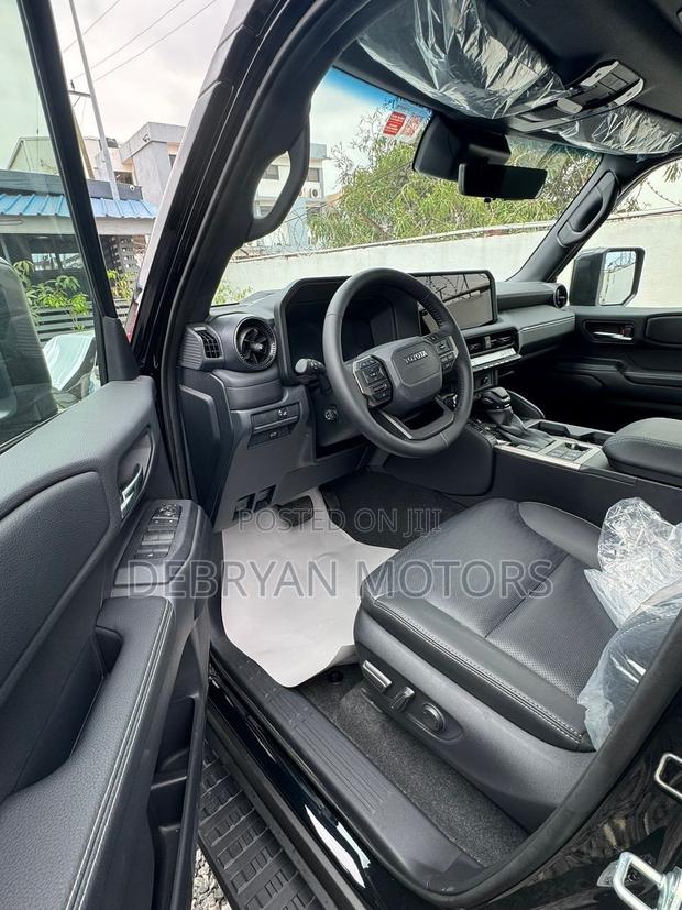 New Toyota Land Cruiser Prado 2.4 Petrol 2025 Black
