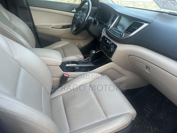 Hyundai Tucson Limited AWD 2016 Black