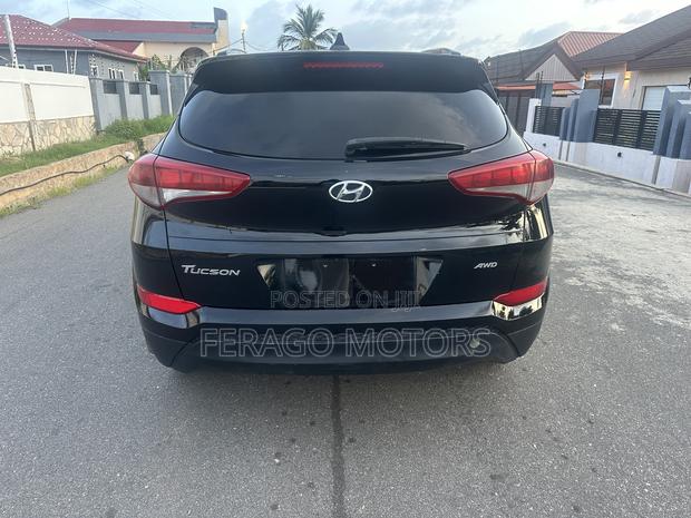 Hyundai Tucson Limited AWD 2016 Black