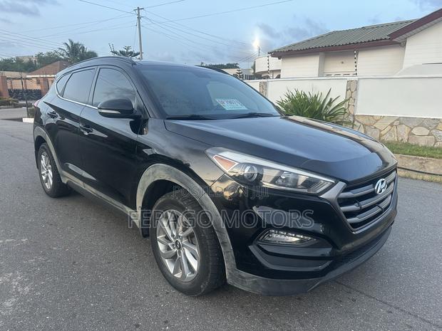 Hyundai Tucson Limited AWD 2016 Black