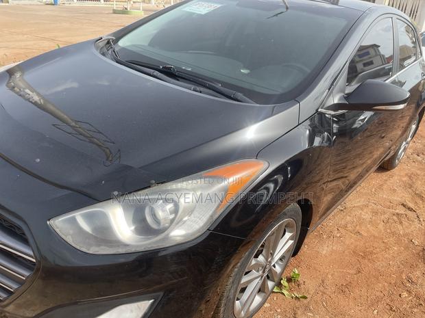 Hyundai Elantra Value Edition Sedan FWD (1.8L 4cyl 6A) 2016 Black