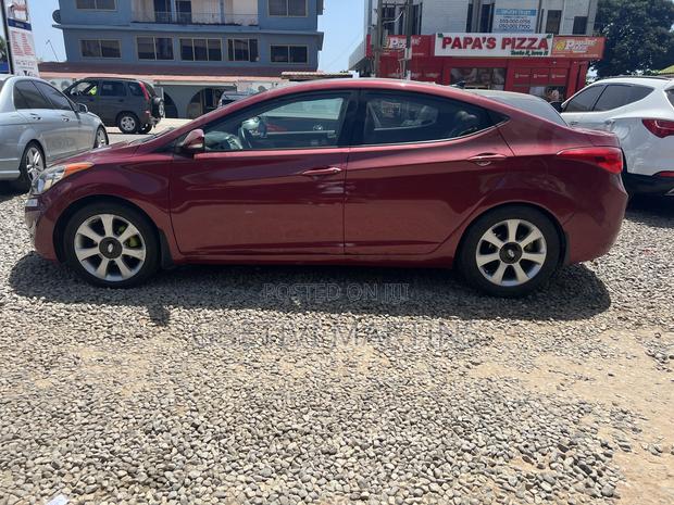 Hyundai Elantra 2013 Red
