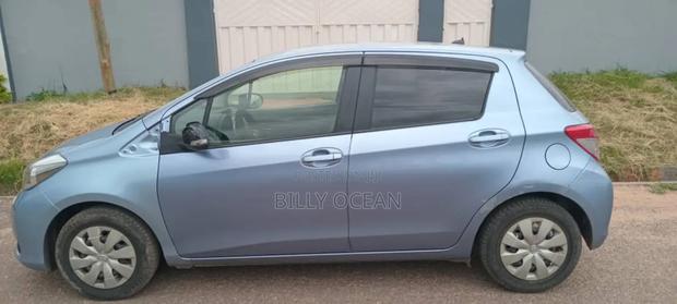 Toyota Vitz 2013 Blue