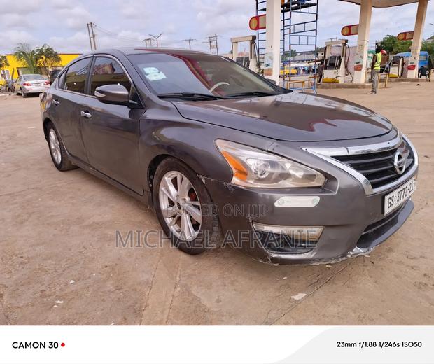 Nissan Altima 2.5 SL 4dr Sedan (2.5L 4cyl CVT) 2015 Gray
