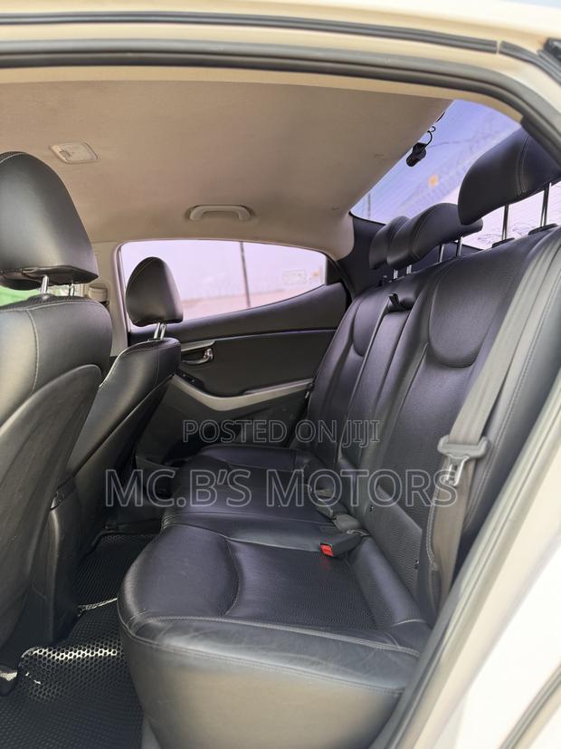 Hyundai Avante 2013 White