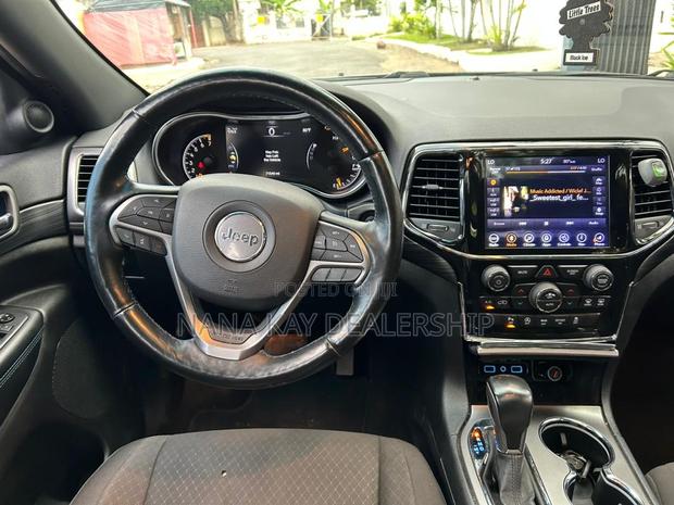 Jeep Grand Cherokee Limited 4dr 4x4 2019 Black