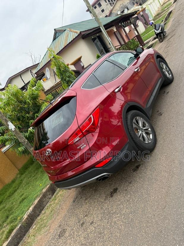 Hyundai Santa Fe SE Ultimate AWD 2018 Red
