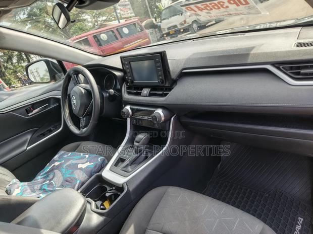 Toyota RAV4 2023 Gray