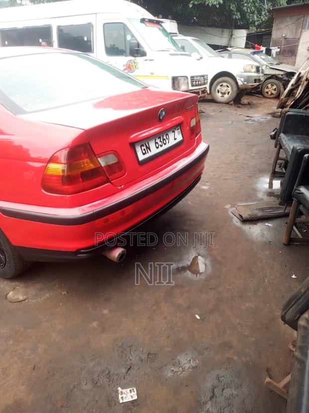 BMW 330i 2009 Red