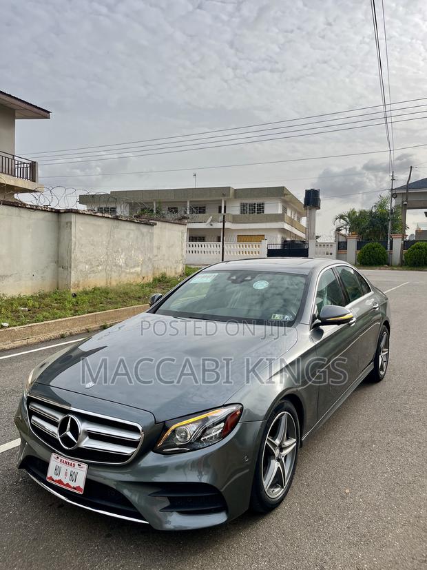Mercedes-Benz E300 4Matic AWD Sedan (2.0L 4cyl 9A) 2017 Green