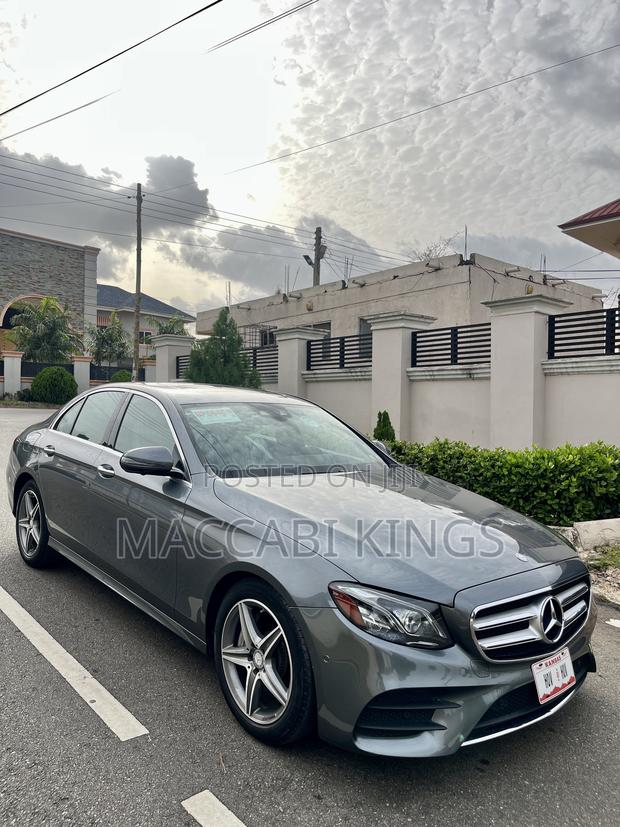 Mercedes-Benz E300 4Matic AWD Sedan (2.0L 4cyl 9A) 2017 Green