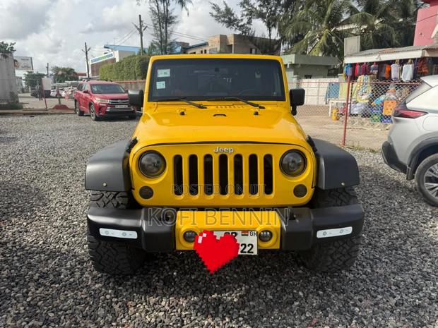 Jeep Wrangler Sport 2012 Yellow