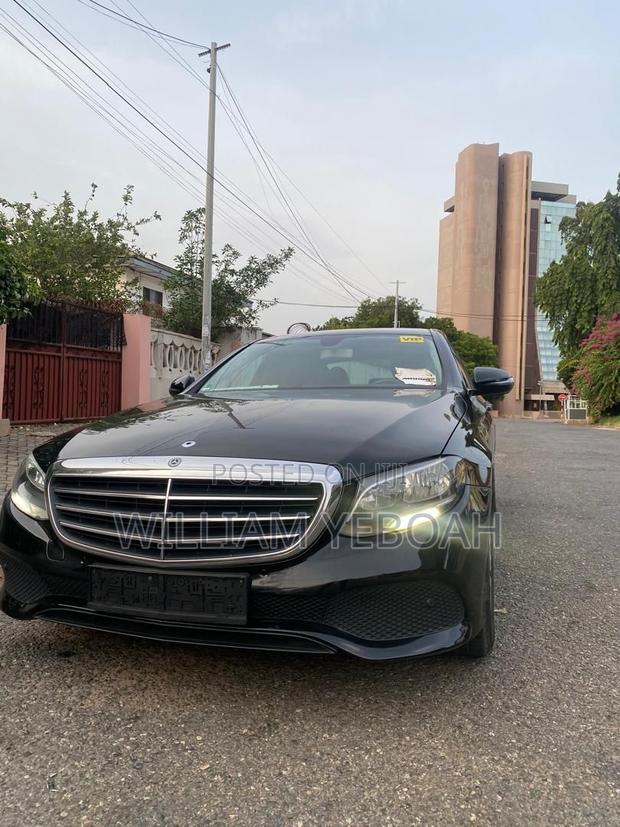 Mercedes-Benz E200 2019 Black